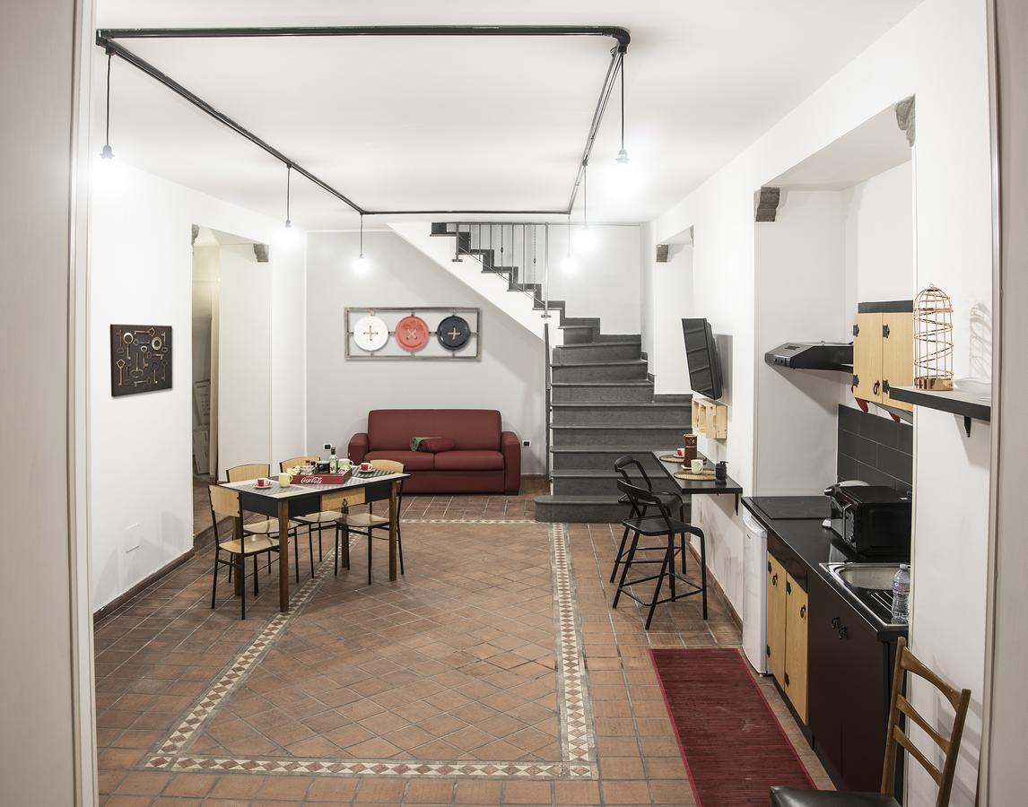 The Rock Apartment Napoli Exterior foto
