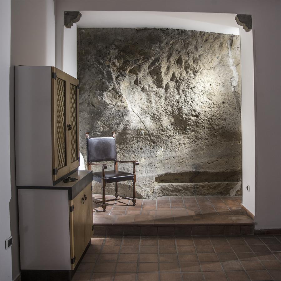 The Rock Apartment Napoli Exterior foto