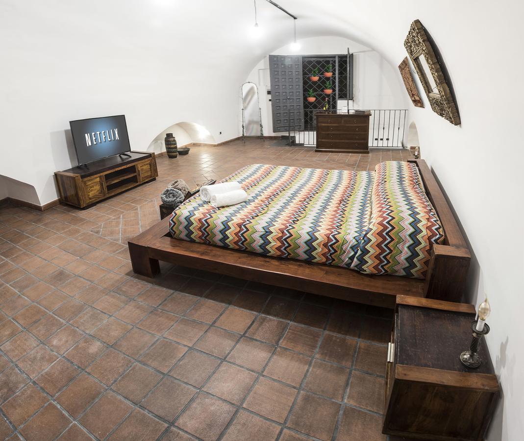 The Rock Apartment Napoli Exterior foto
